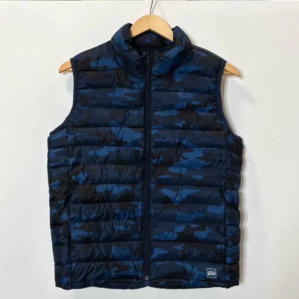 GAP Kids Ligthweight Puffer Zip Vest Boys or Girls Size XL Blue Black Camo Print